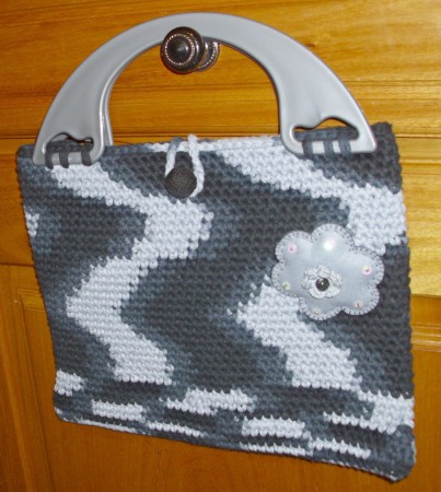 2 - Mala em fio-de-algodão matizado preto/cinza com alças de mão cinzentas